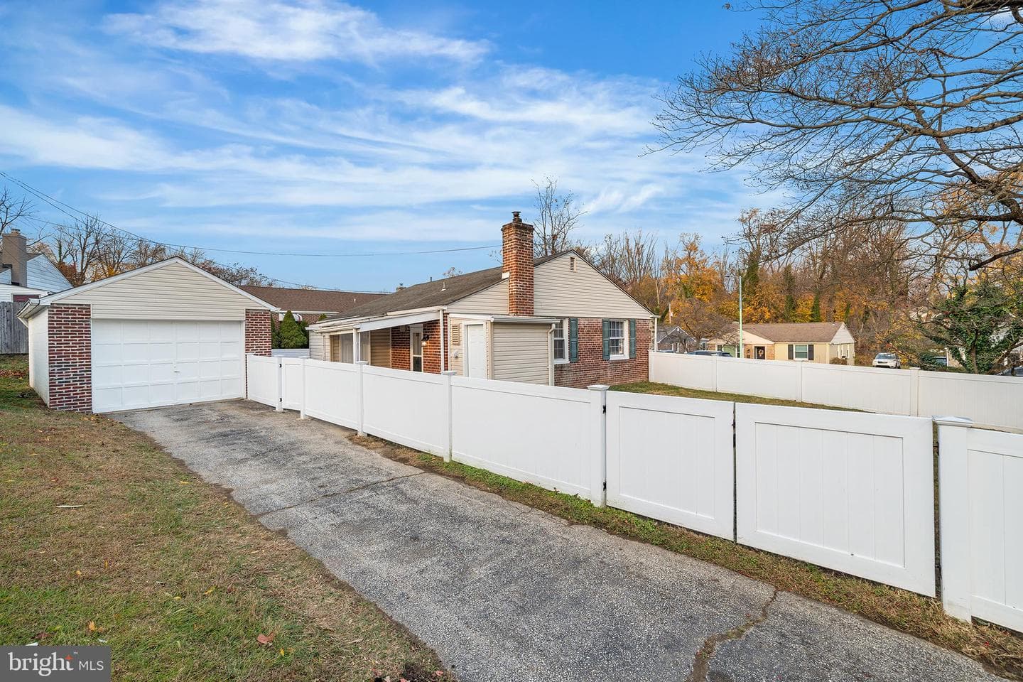 5233 Arrowhead Lane photo 3