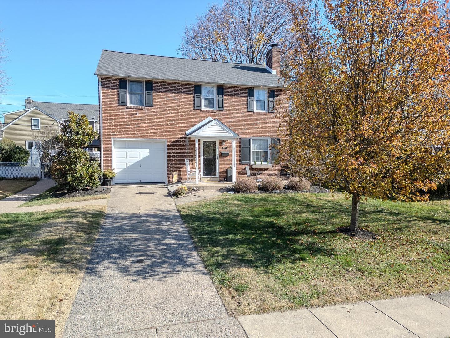 921 Addingham Avenue photo 1