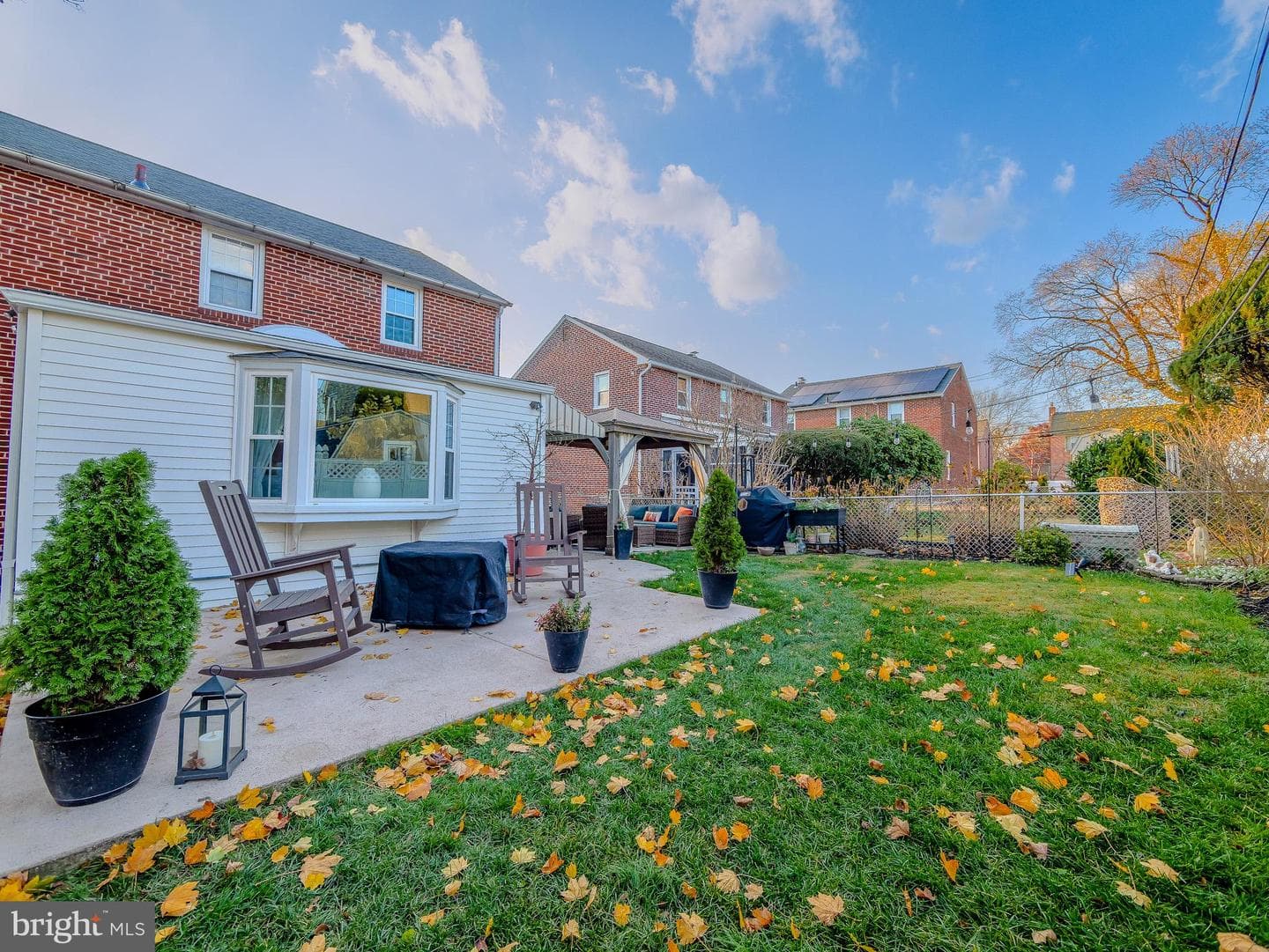 921 Addingham Avenue photo 43