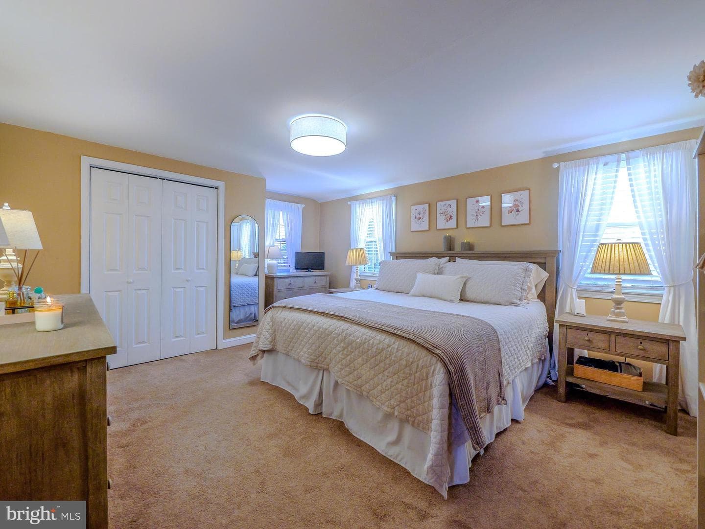 921 Addingham Avenue photo 45