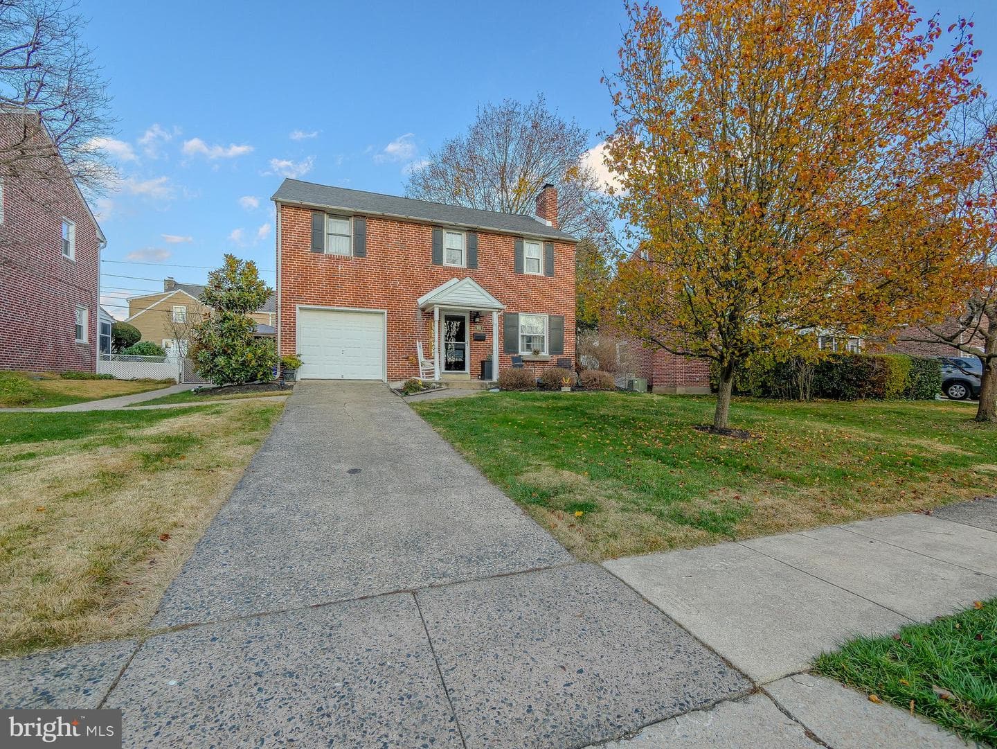 921 Addingham Avenue photo 5