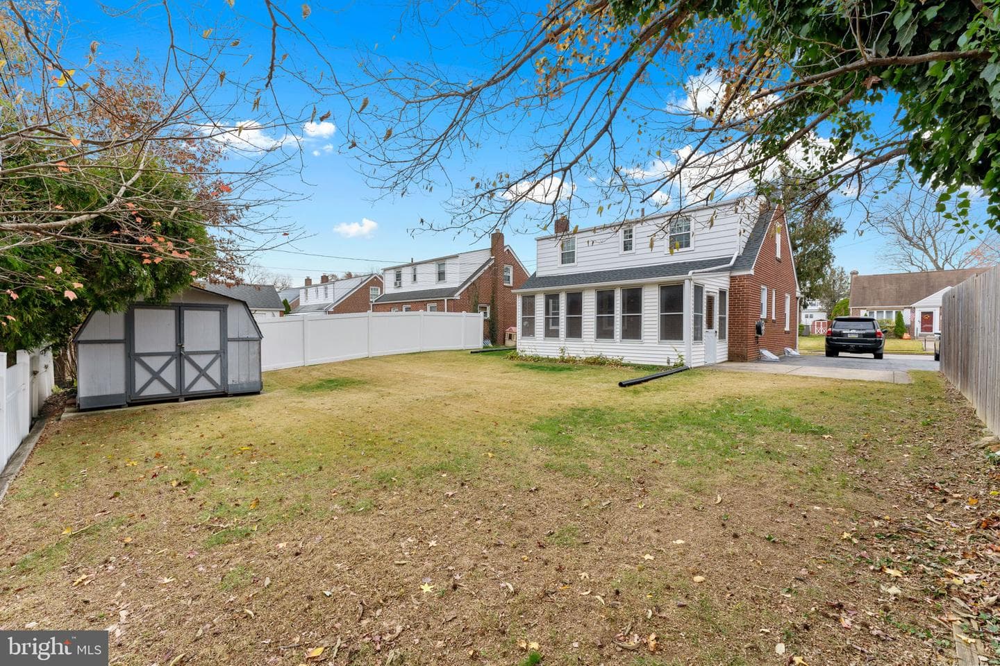 411 Buse Street photo 30