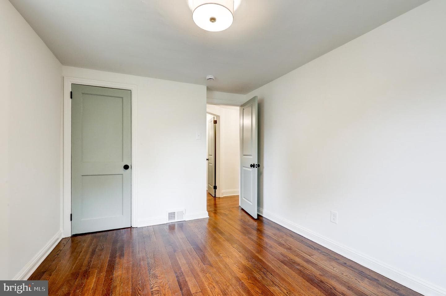 258 Lee Circle photo 28