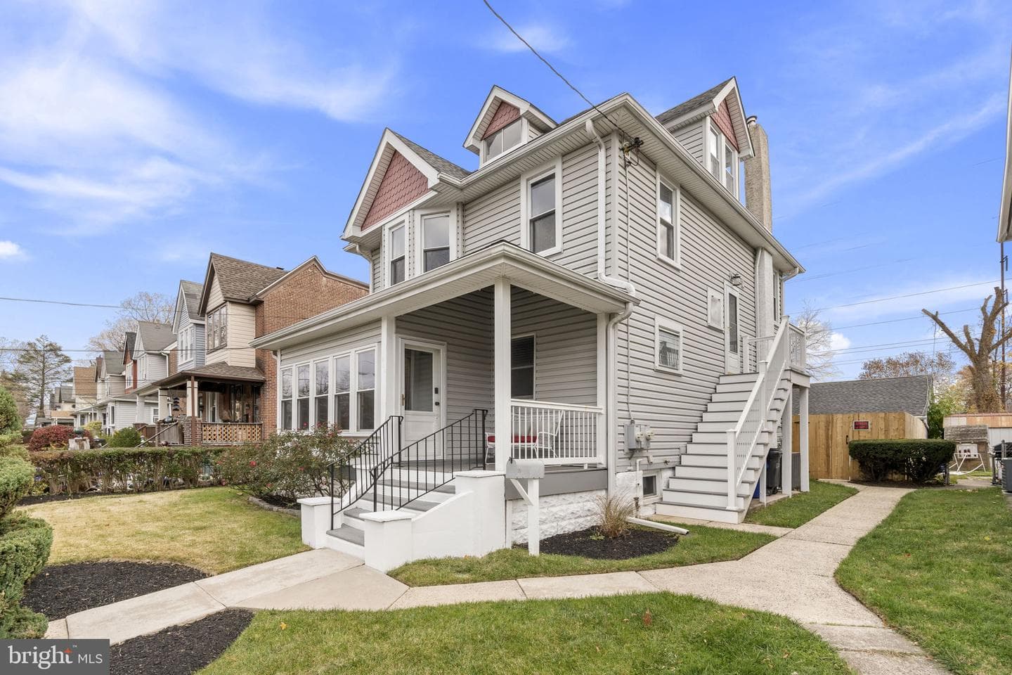 934 12th Avenue photo 2