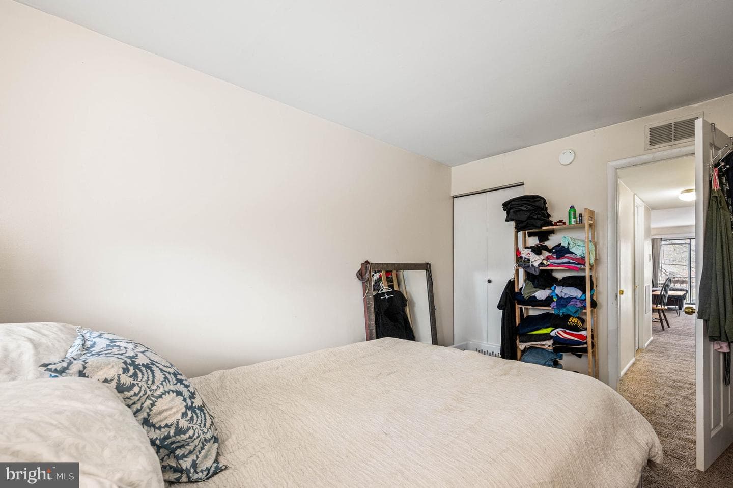 338-B Saybrook Lane photo 19