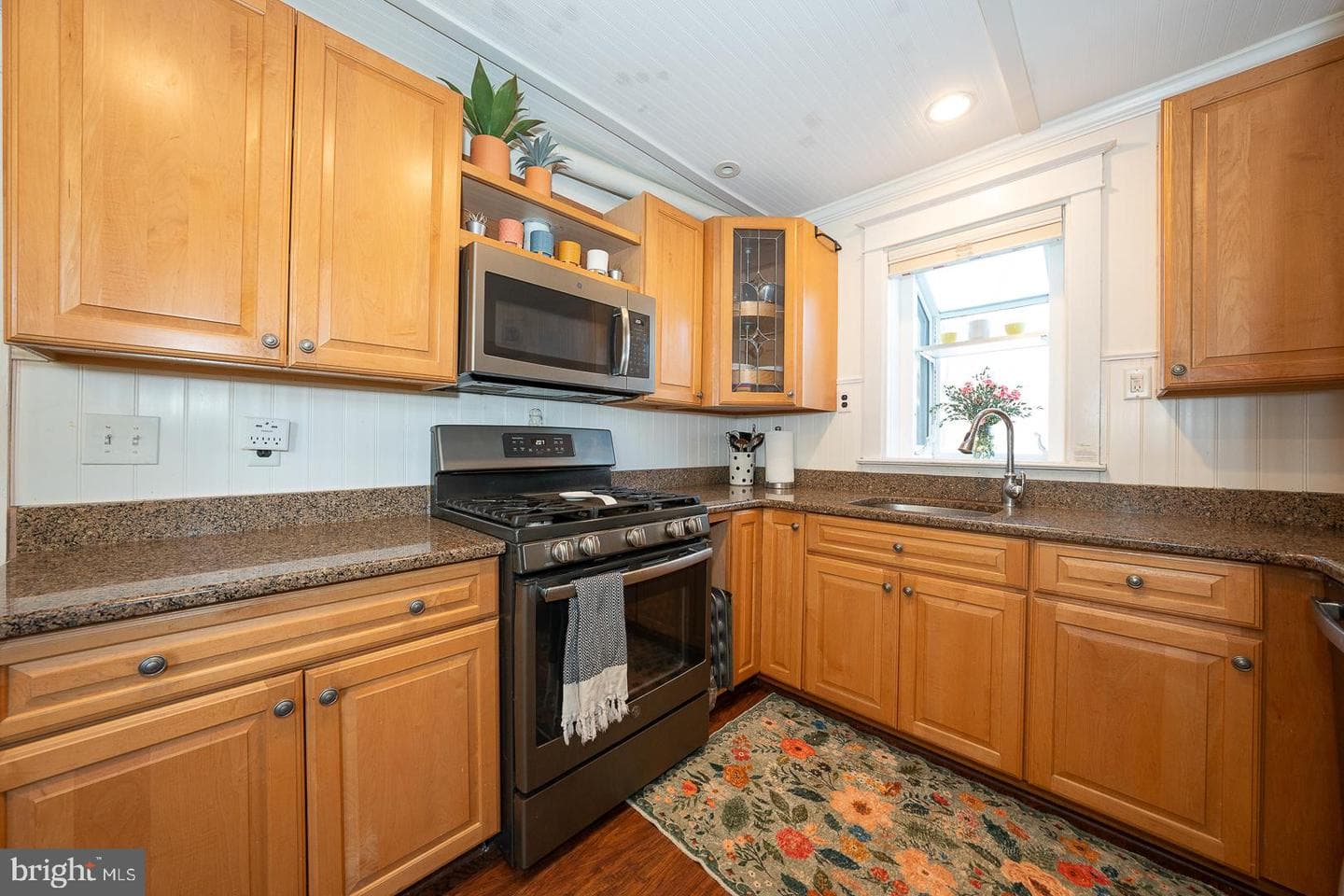 139 Campbell Avenue photo 15