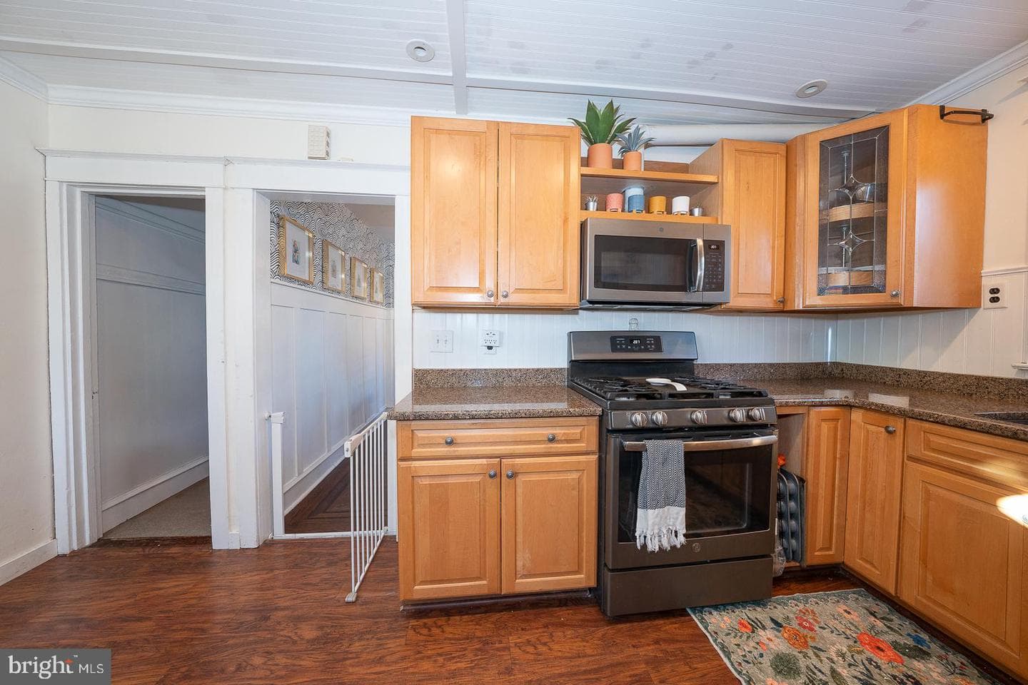 139 Campbell Avenue photo 16