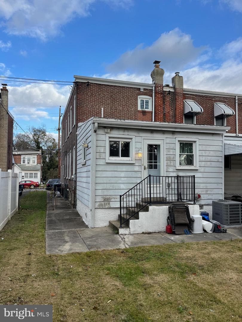 922 Saville Avenue photo 8