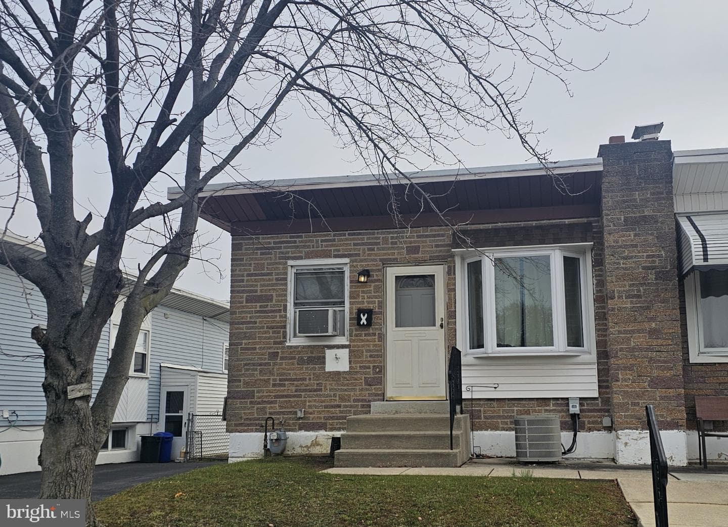 303 Darby Road photo 1