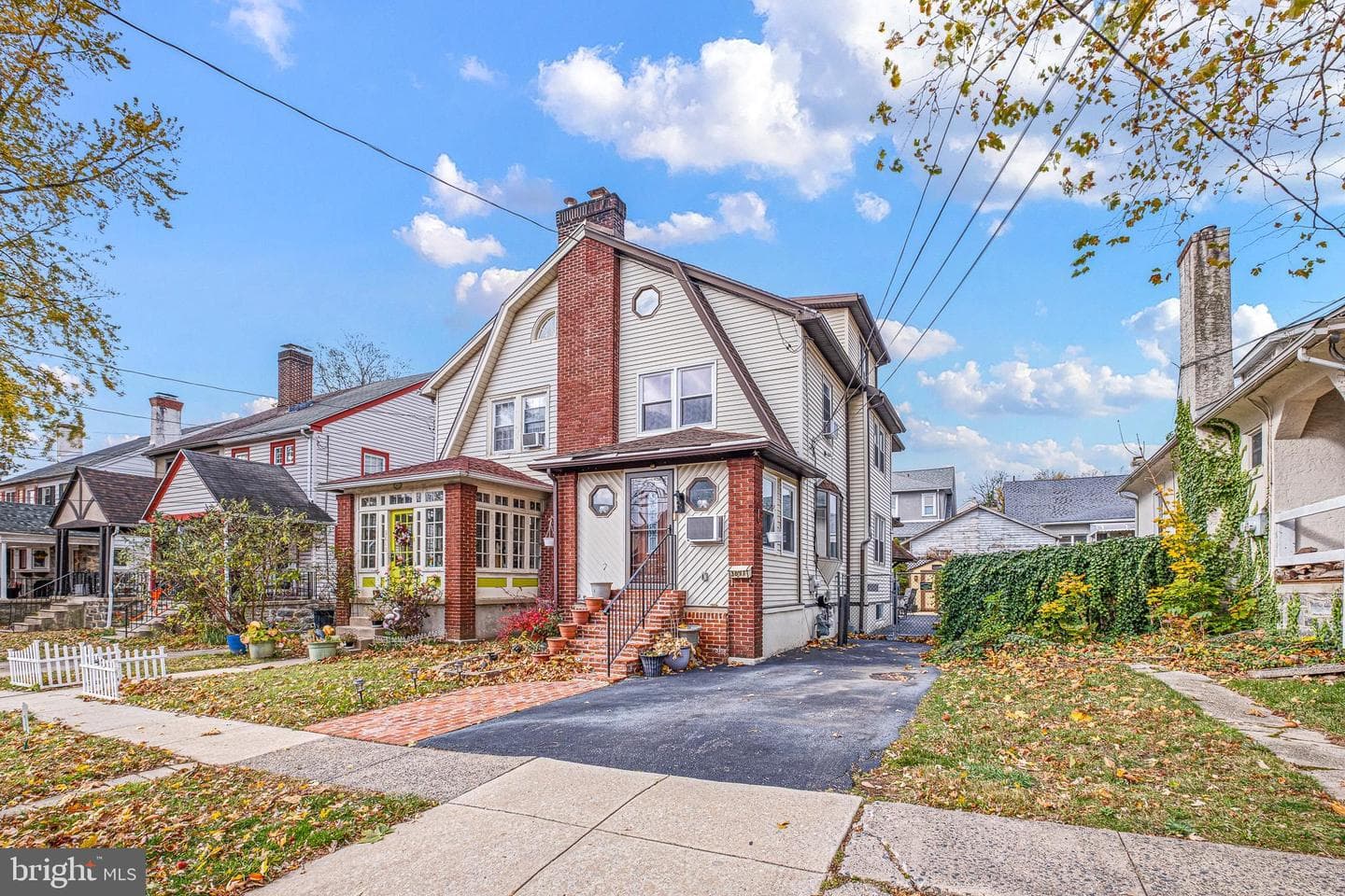 3811 Berry Avenue photo 2