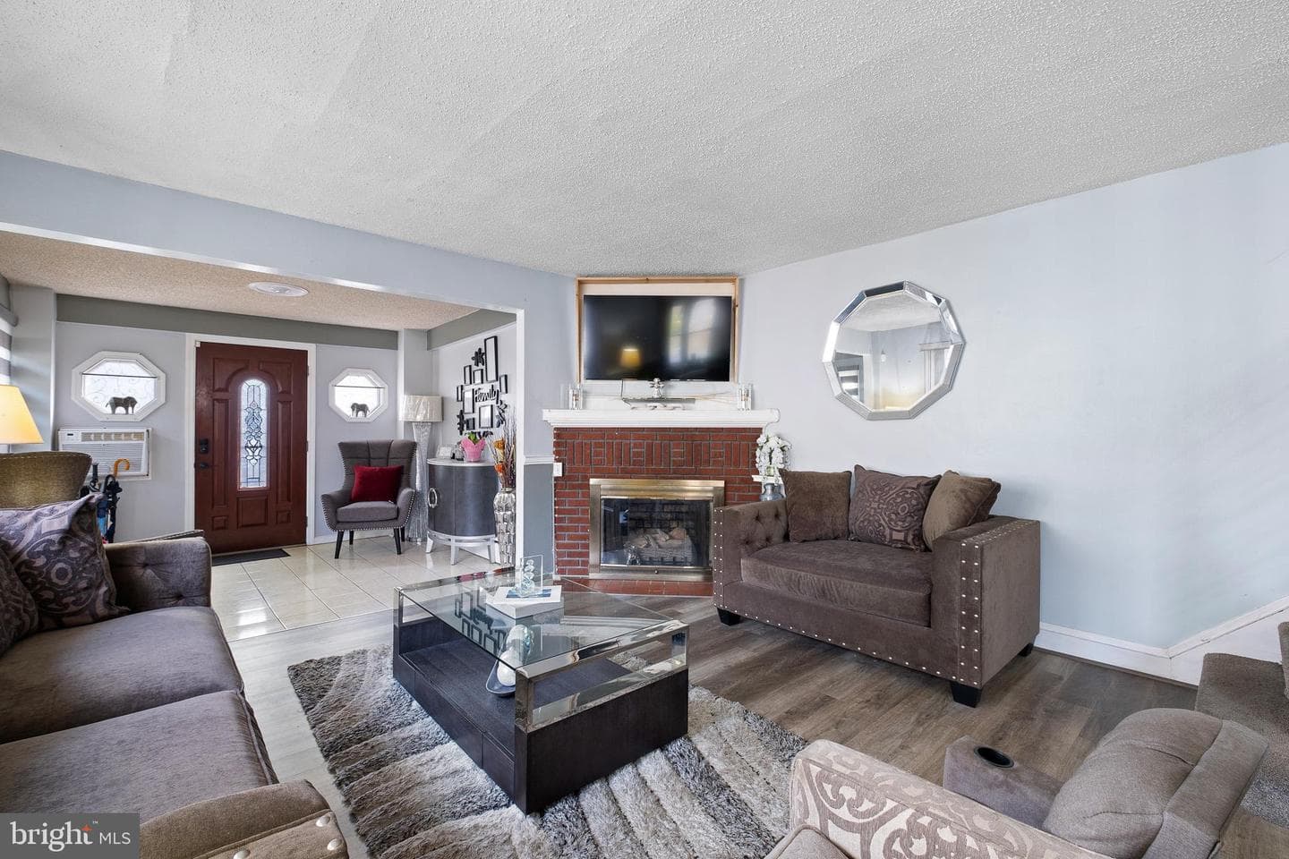 3811 Berry Avenue photo 5