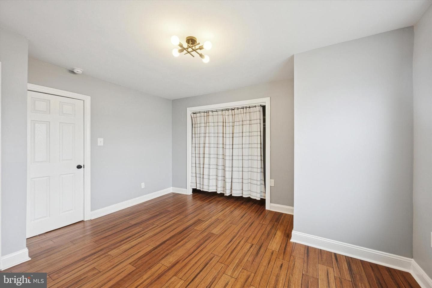 7046 Radbourne Road photo 11