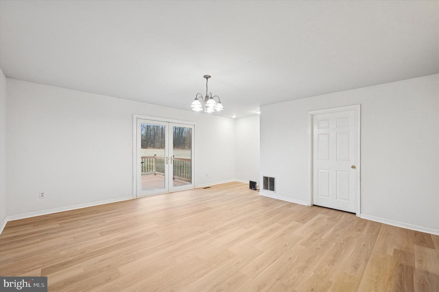 86 Louis James Court #86 photo 3