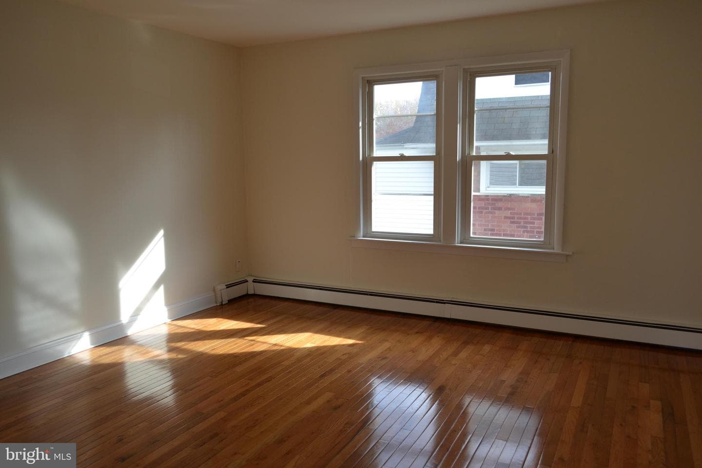 815 Summit Avenue photo 11