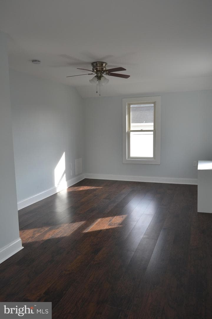 815 Summit Avenue photo 27