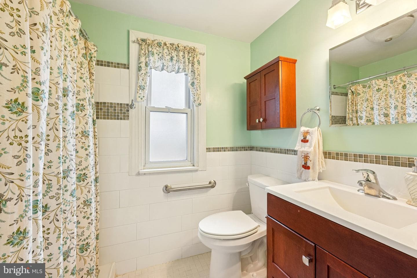 203 S Oak Avenue photo 14