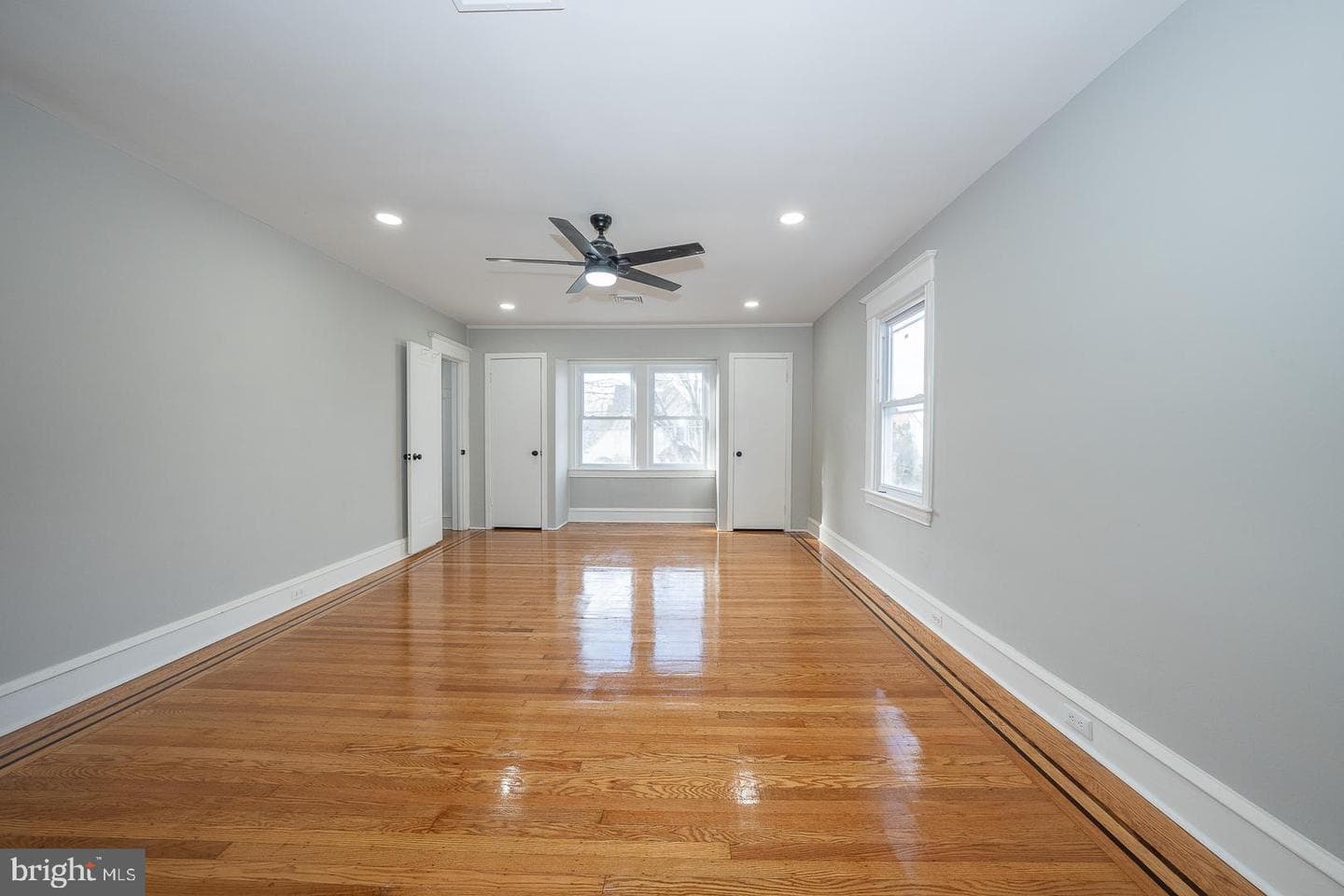 1029 Belfield Avenue photo 37
