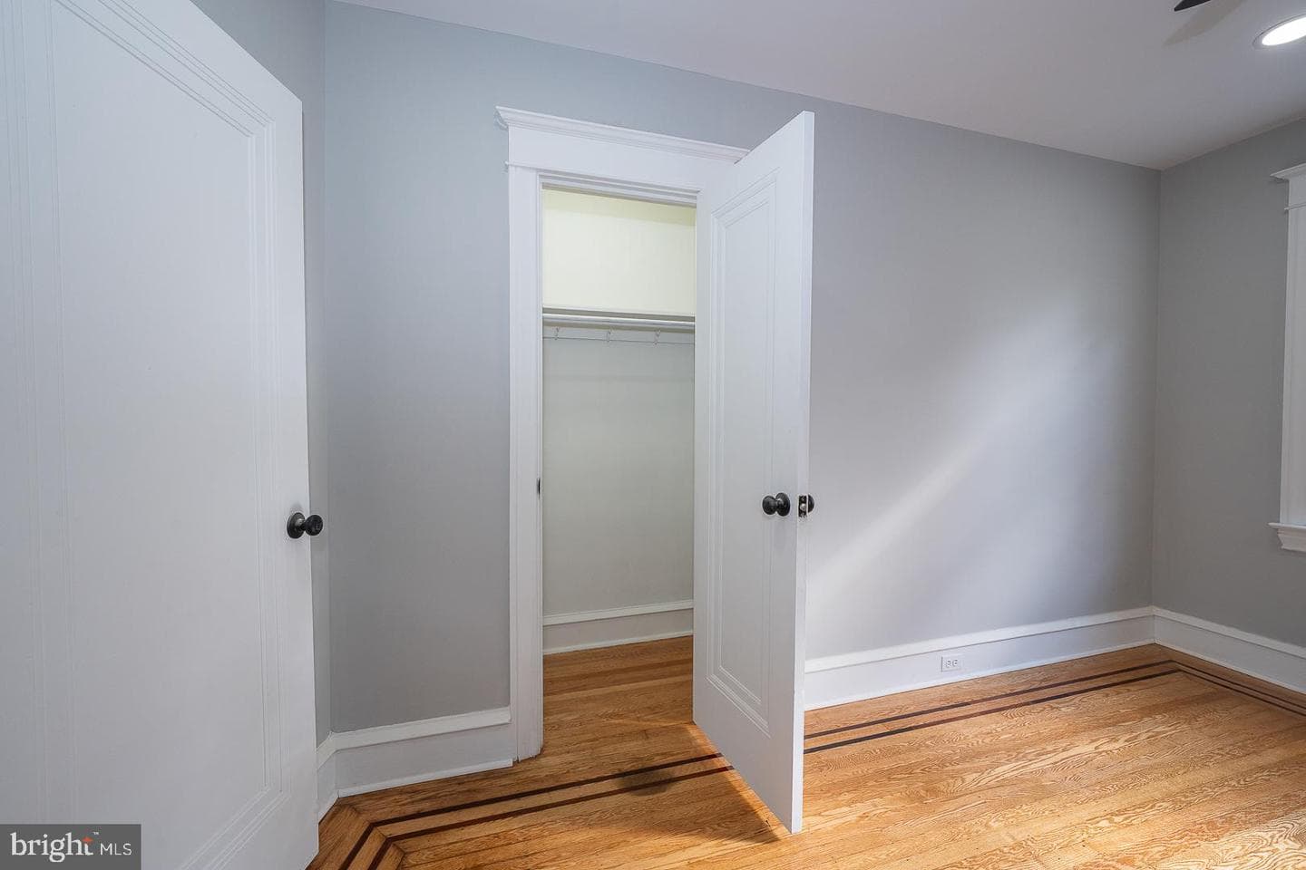 1029 Belfield Avenue photo 41