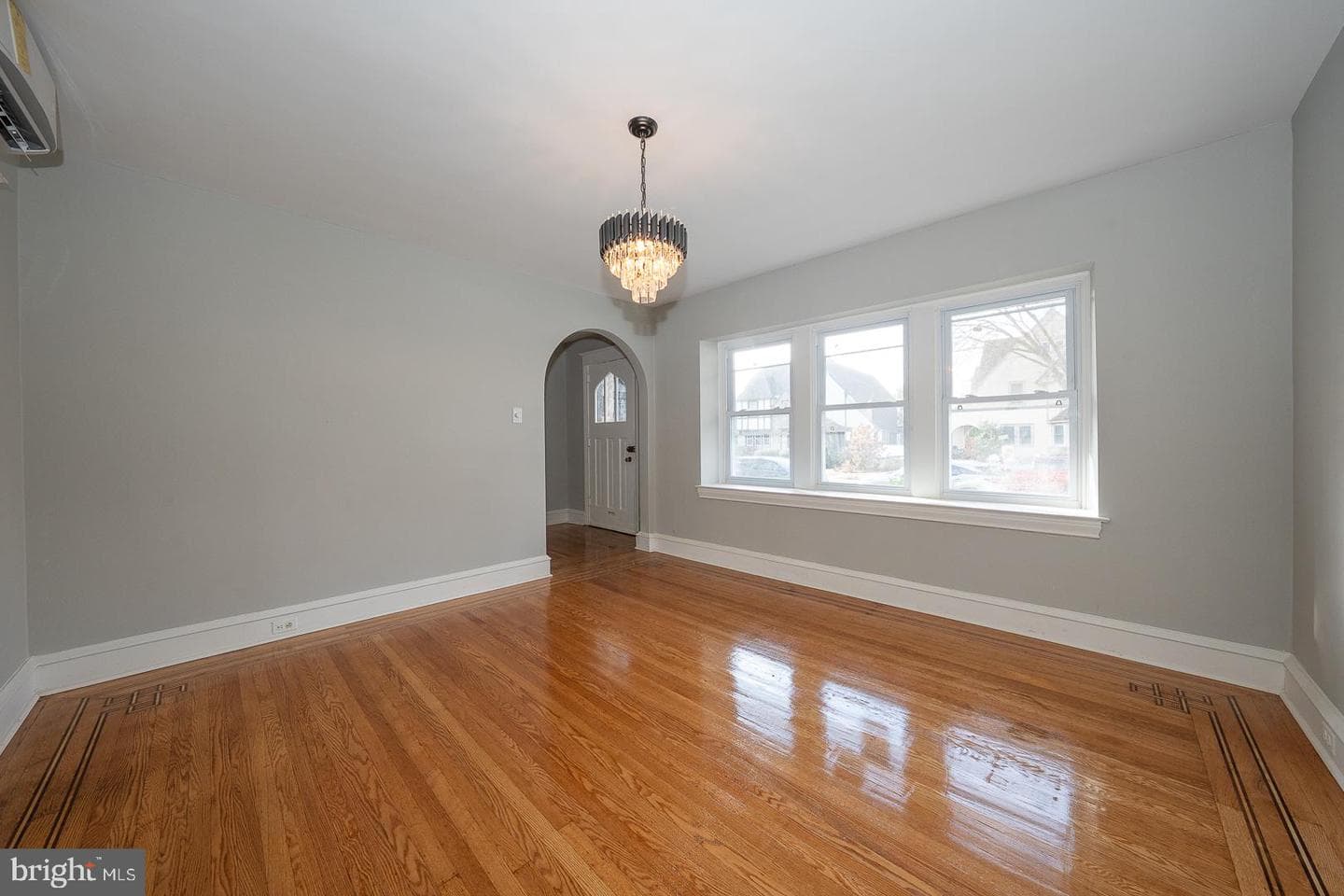 1029 Belfield Avenue photo 8
