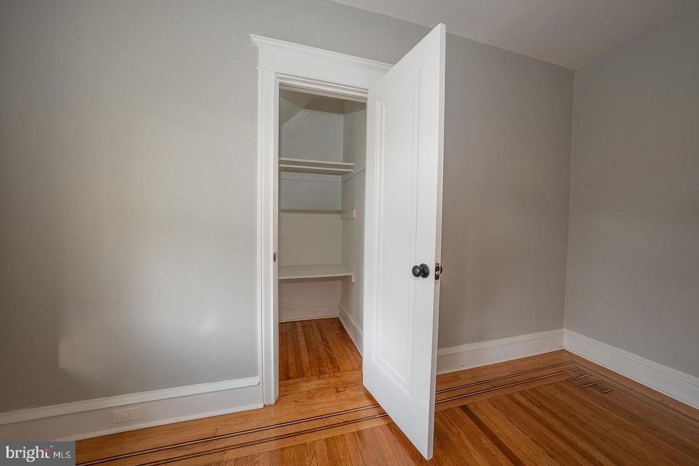 1029 Belfield Avenue photo 9