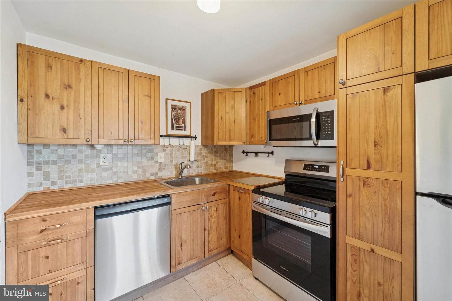 501 N Providence Road #411 photo 7