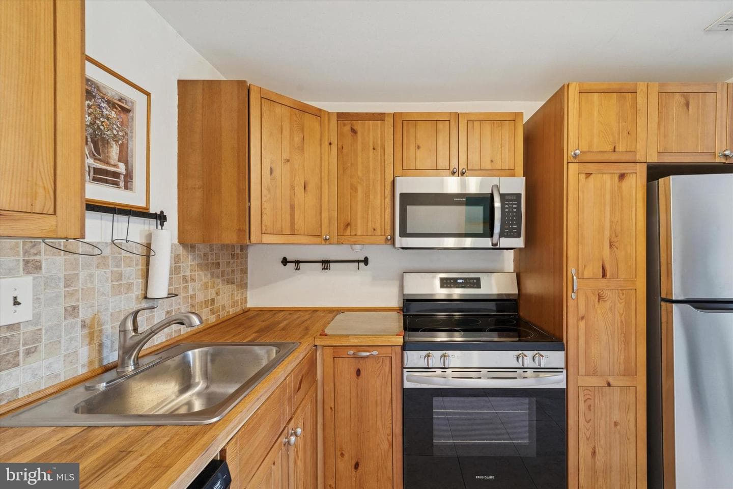 501 N Providence Road #411 photo 8