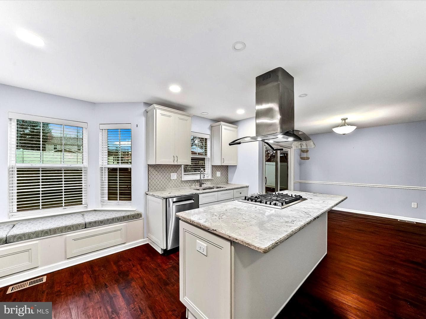 2410 Larkin Rd. photo 22