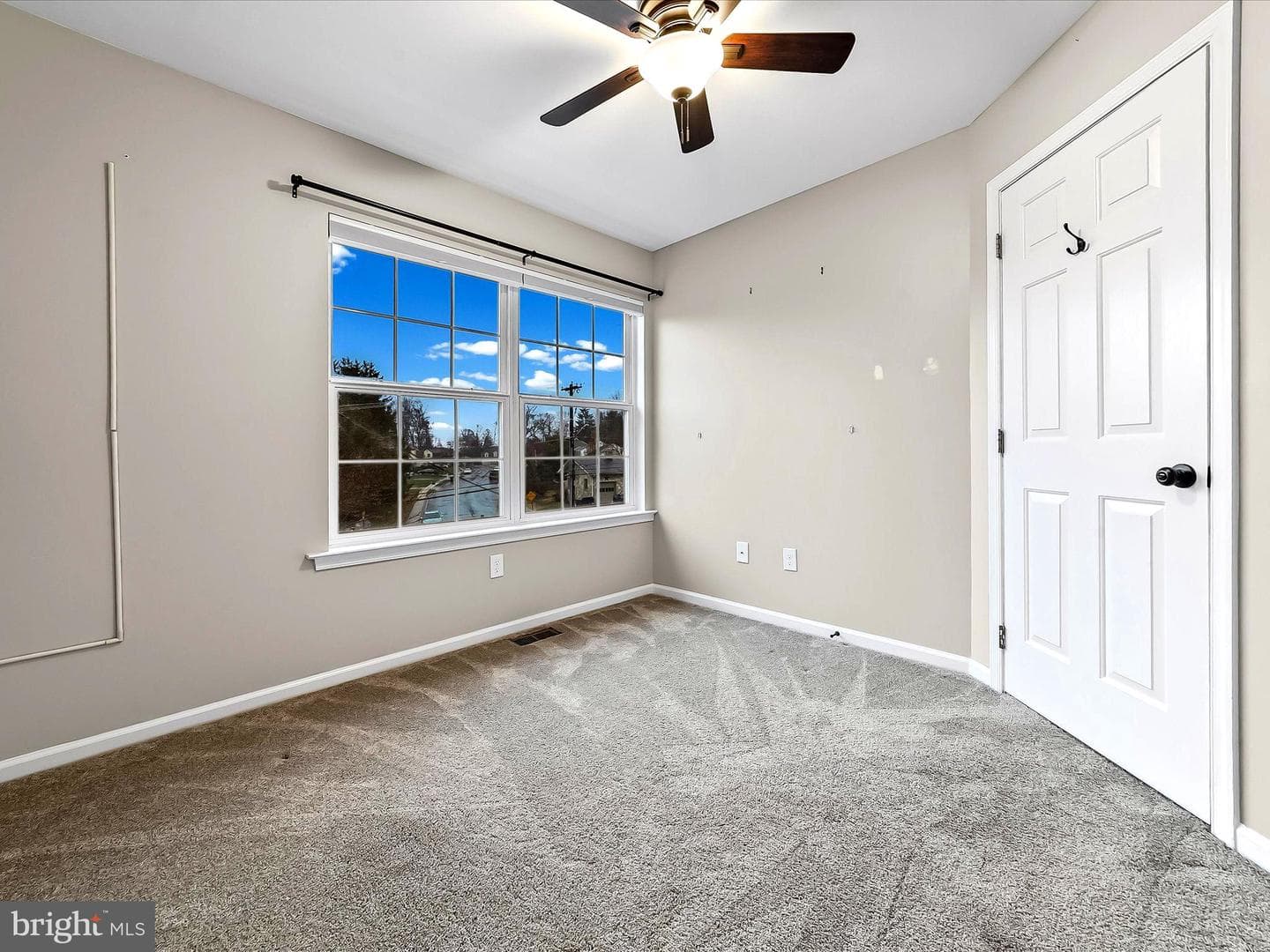 2410 Larkin Rd. photo 31