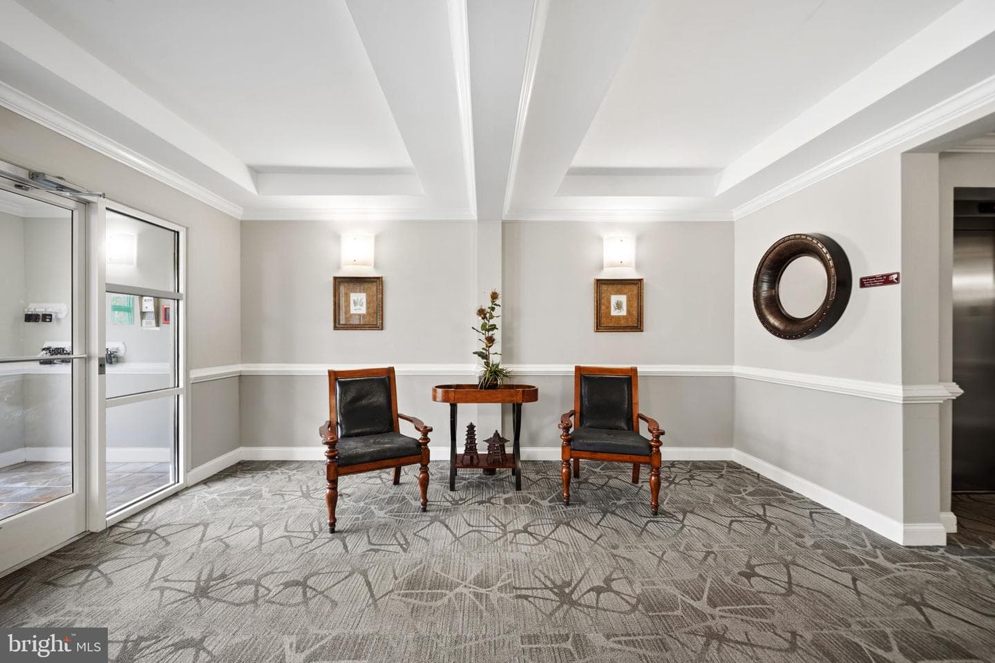 6107 Lydia Hollow Drive photo 4