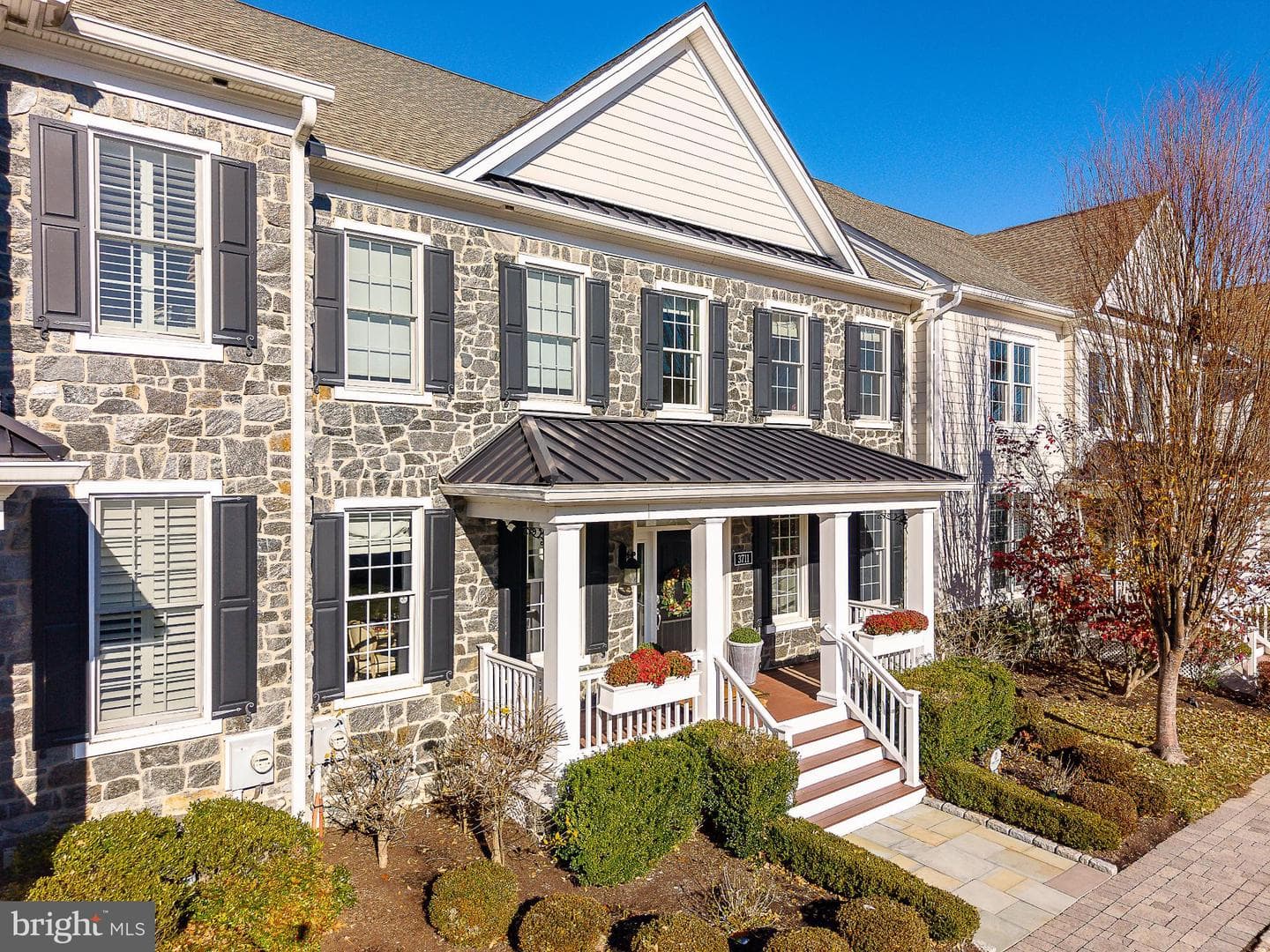 3711 Liseter Gdns photo 4