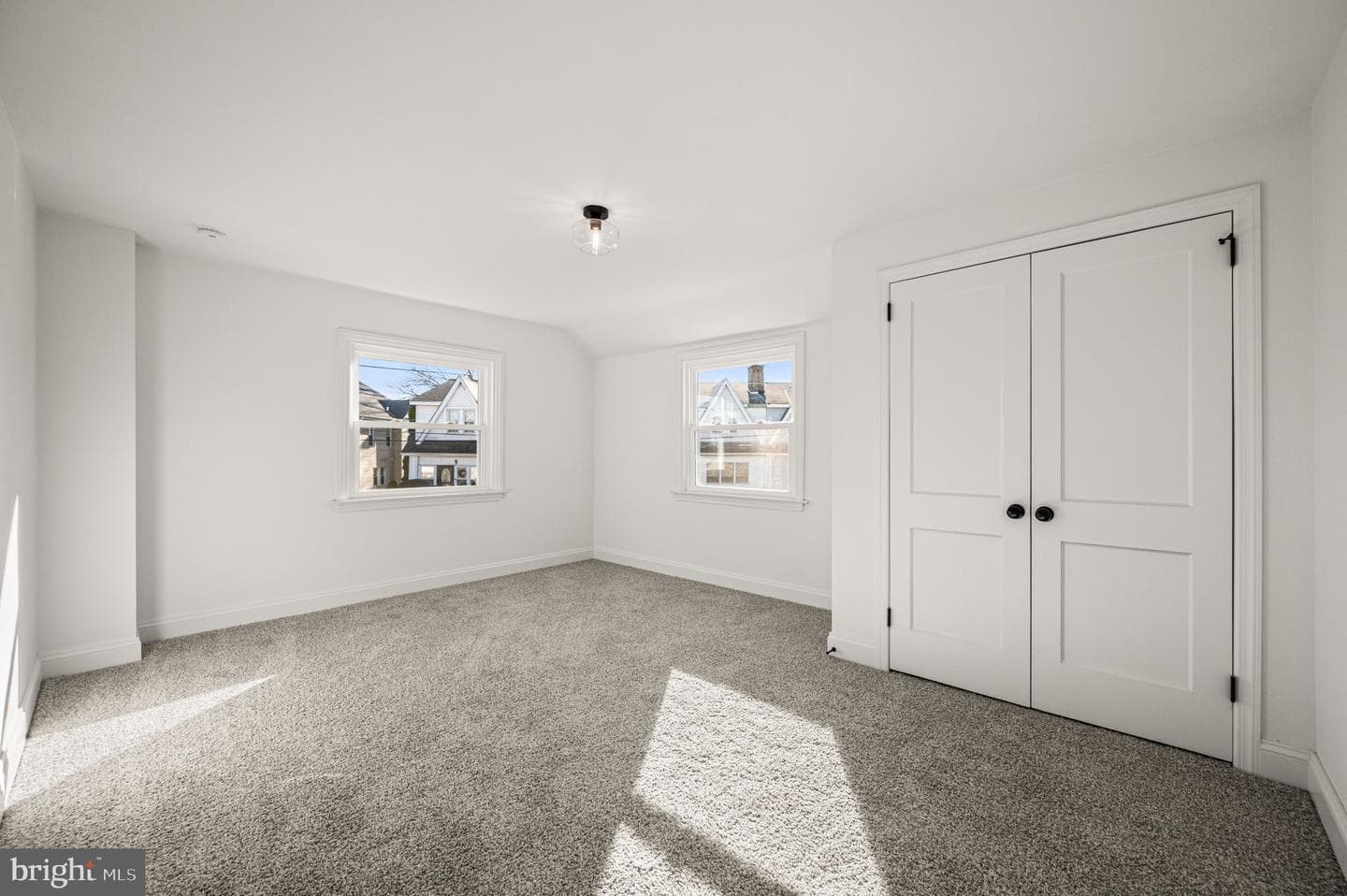 11 Woodbine Road photo 13