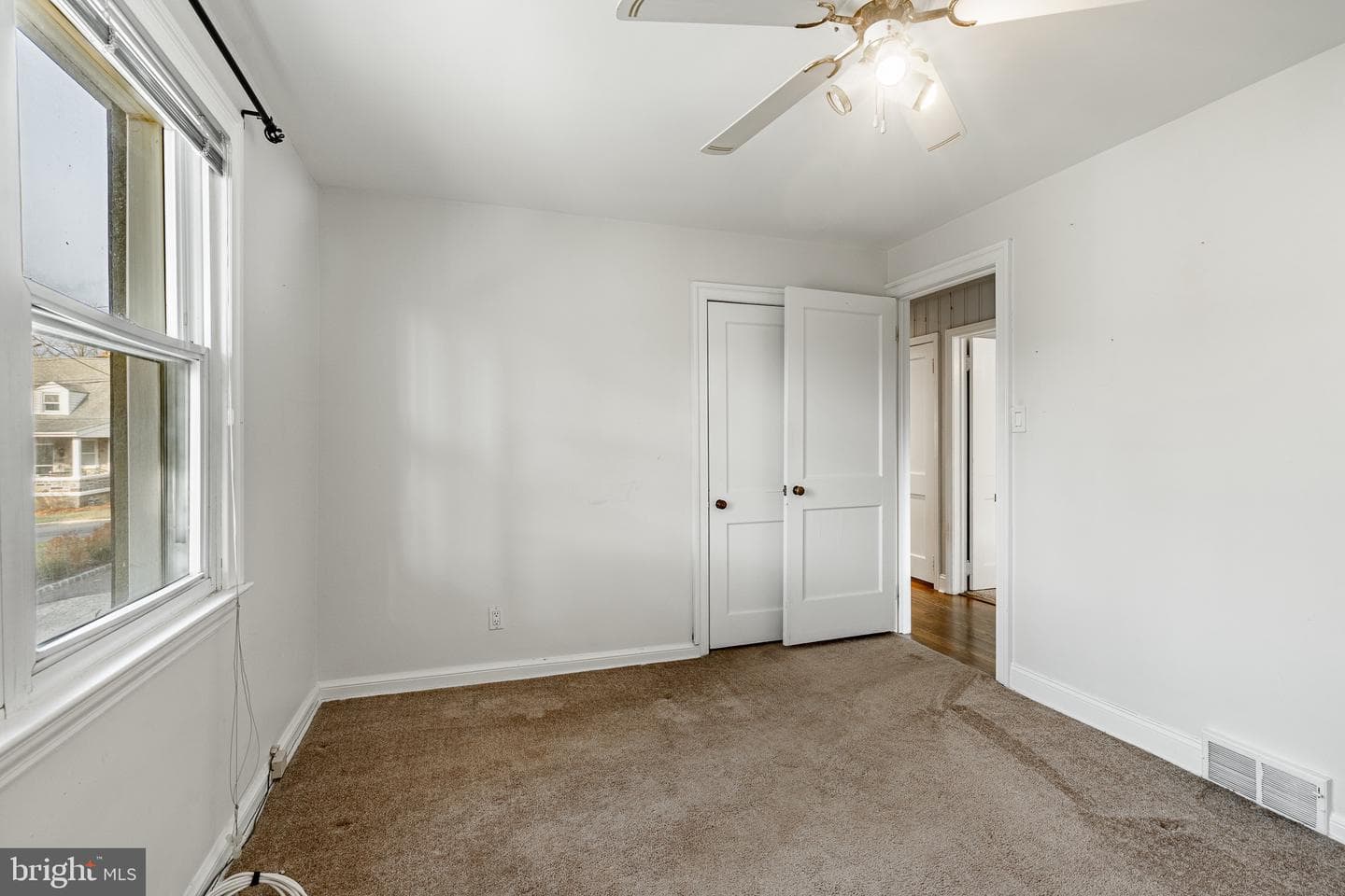 301 2nd Avenue photo 14