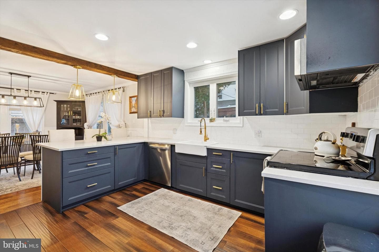 920 Alexander Avenue photo 8