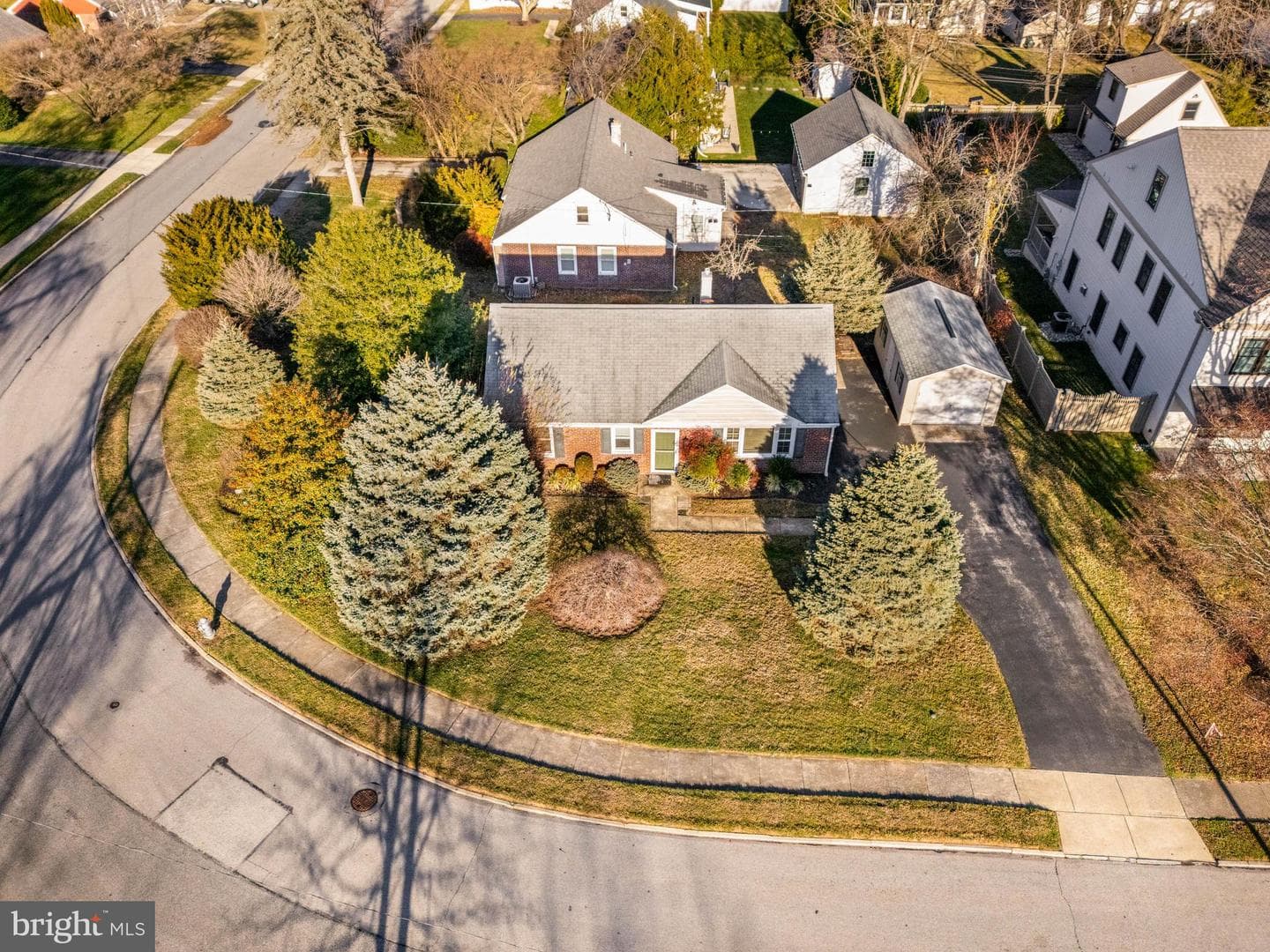22 Longwood Drive photo 24