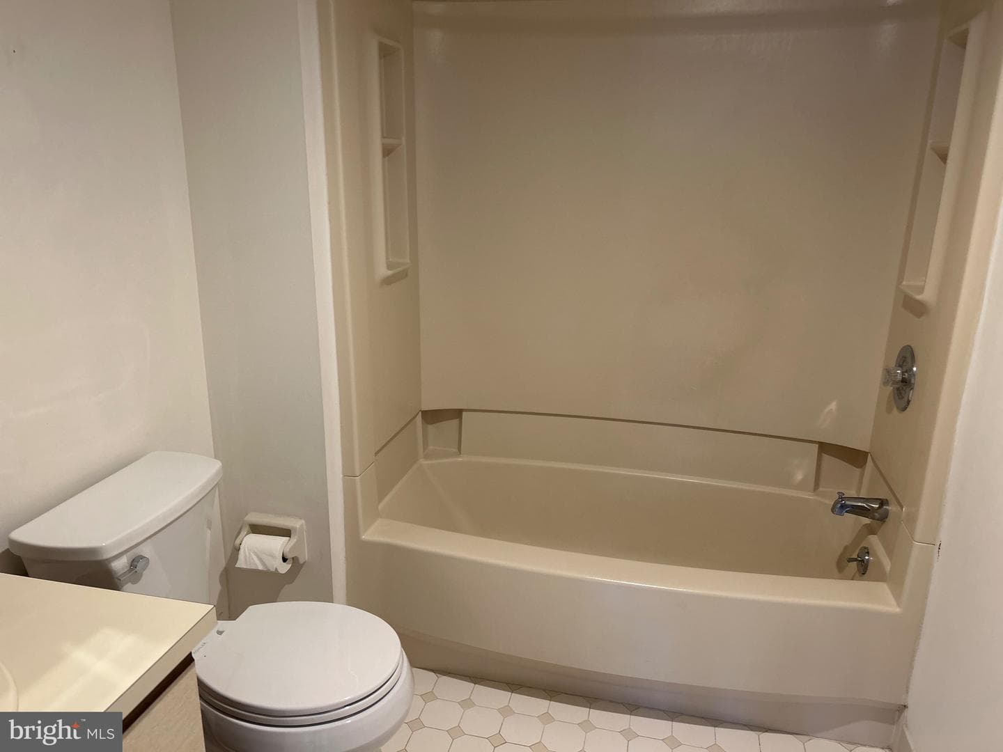 800 Avondale Road #7m photo 7