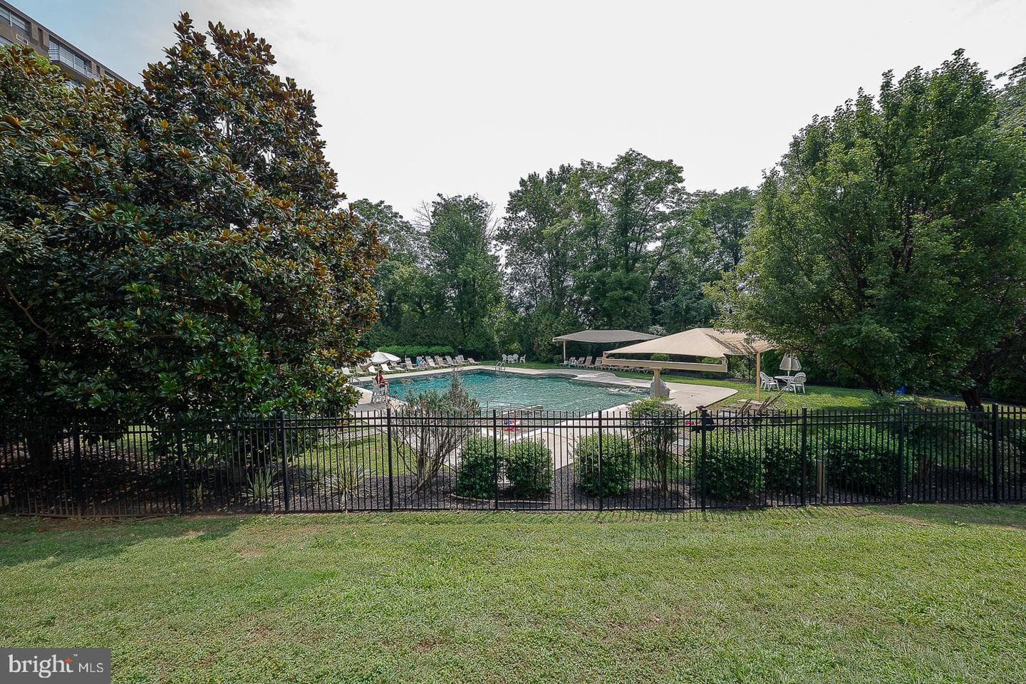 1030 E Lancaster Avenue #702 photo 31