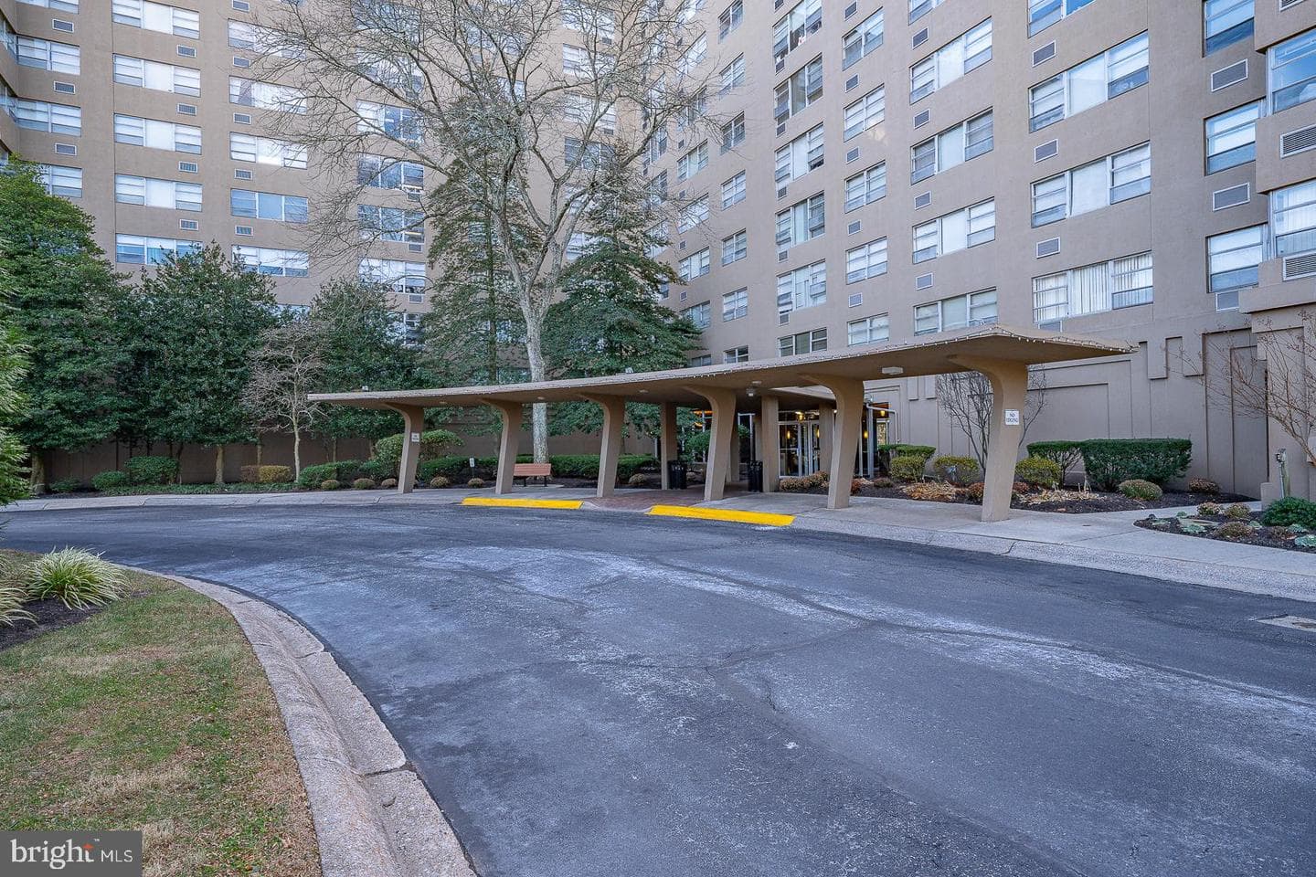 1030 E Lancaster Avenue #702 photo 32
