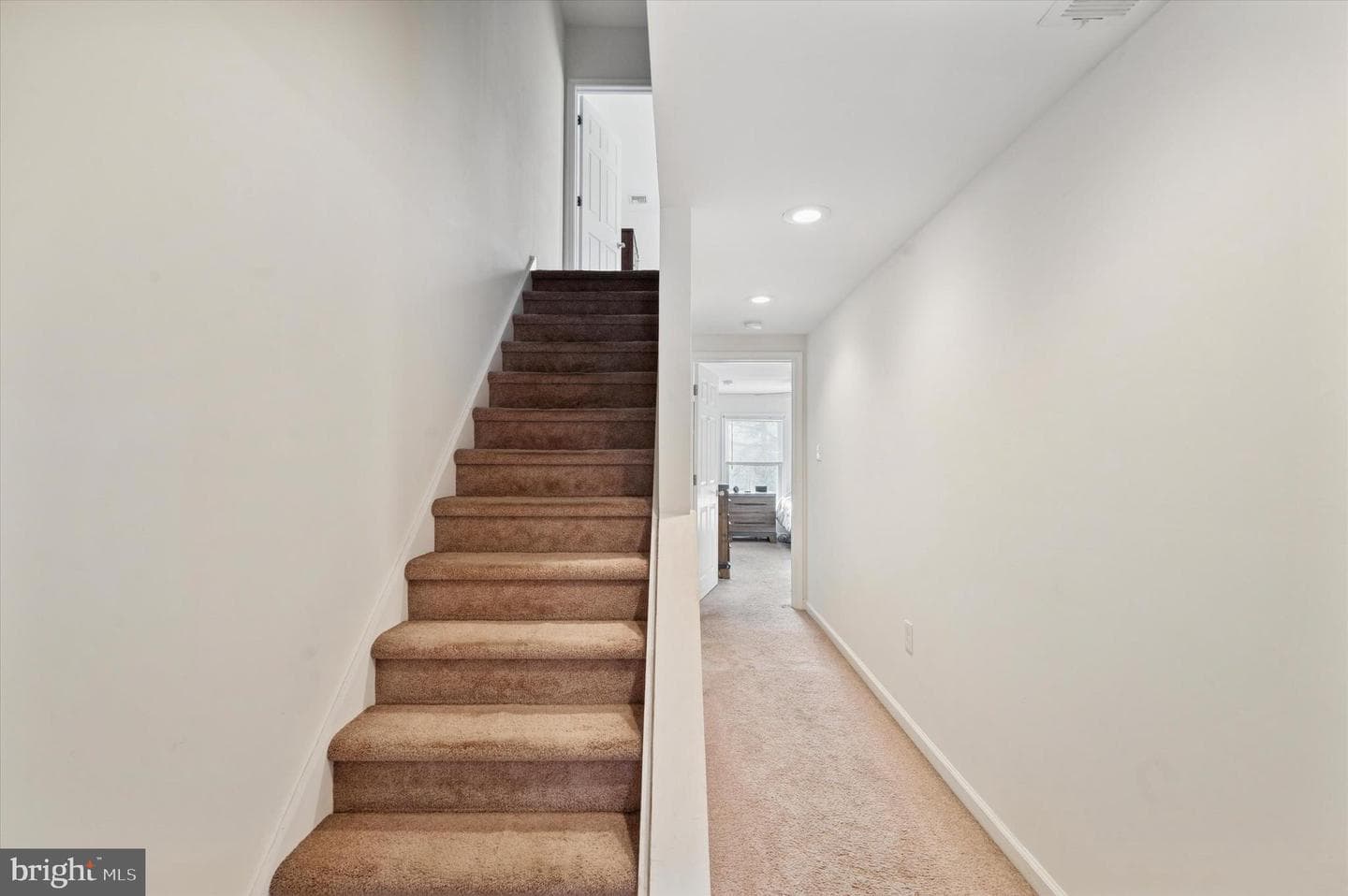 248 Pennington Avenue photo 23