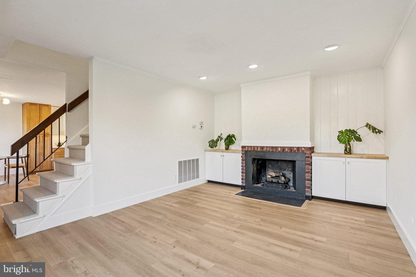 700 Ardmore Avenue #229 photo 14