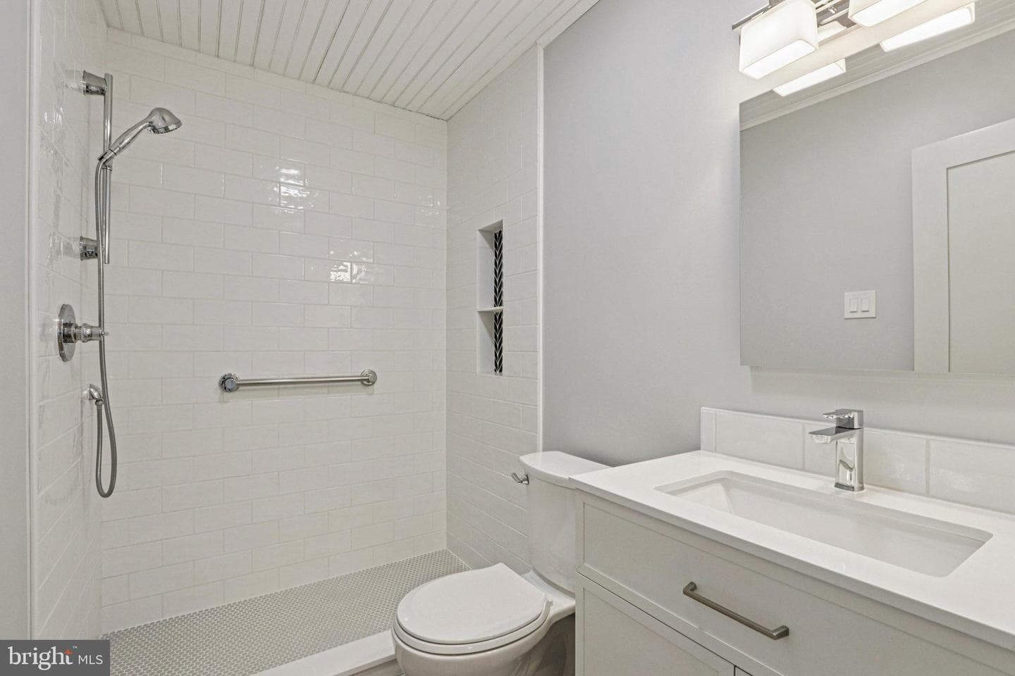 700 Ardmore Avenue #229 photo 23