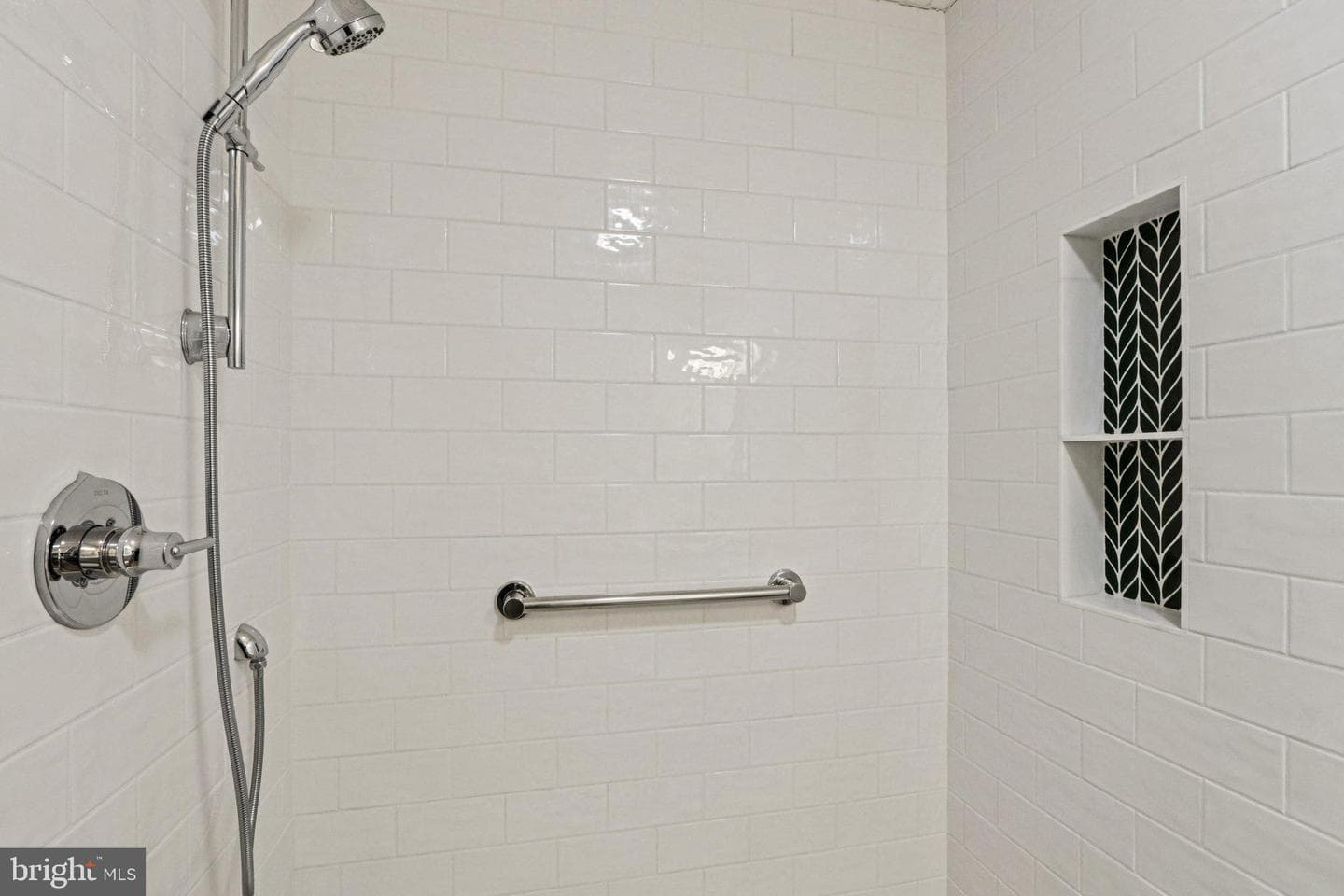 700 Ardmore Avenue #229 photo 24