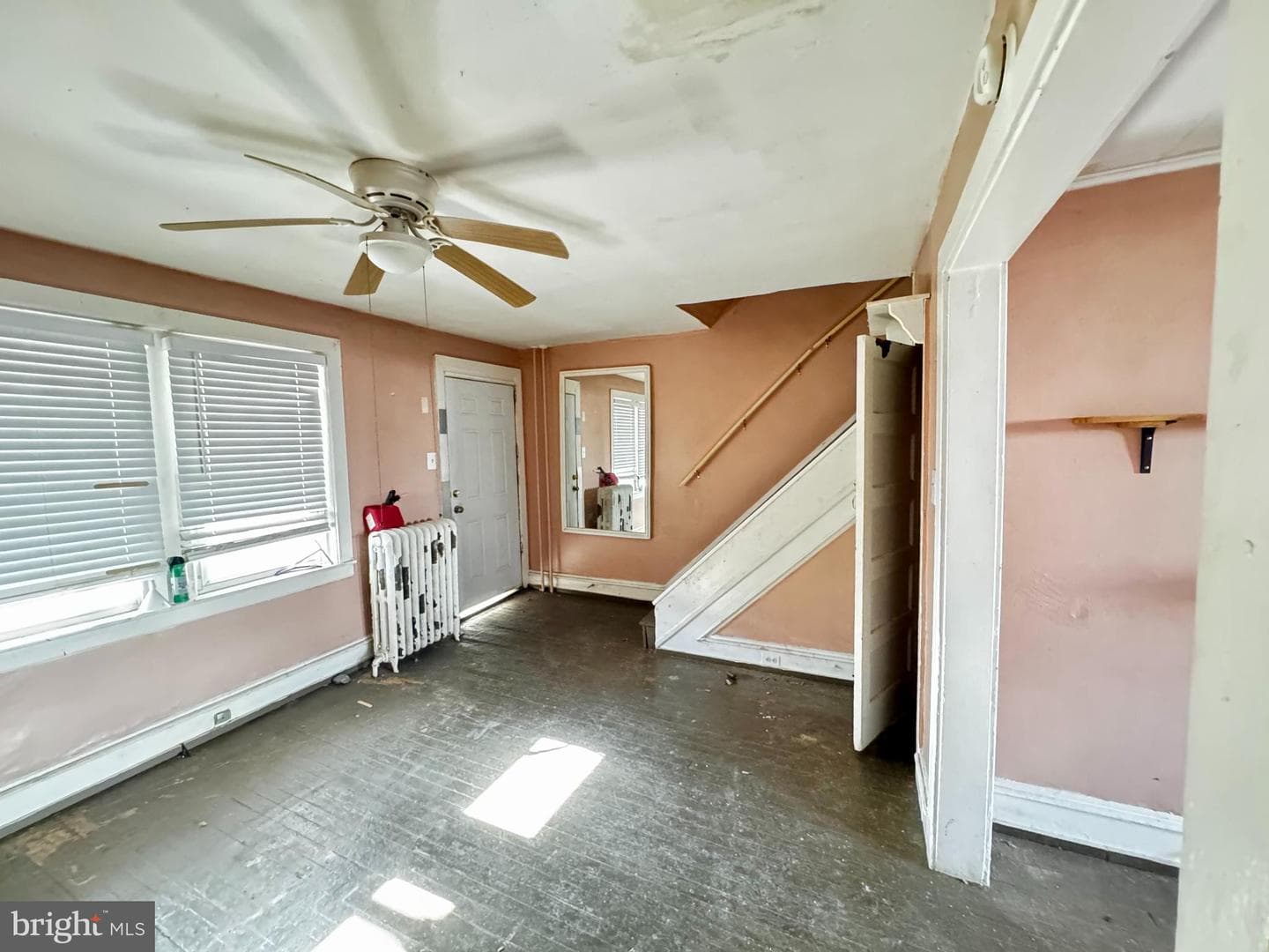 421 Darby Terrace photo 3