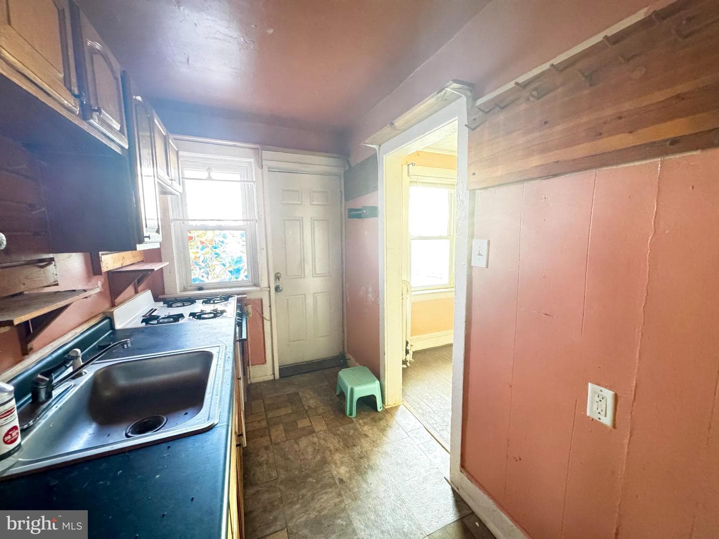 421 Darby Terrace photo 7
