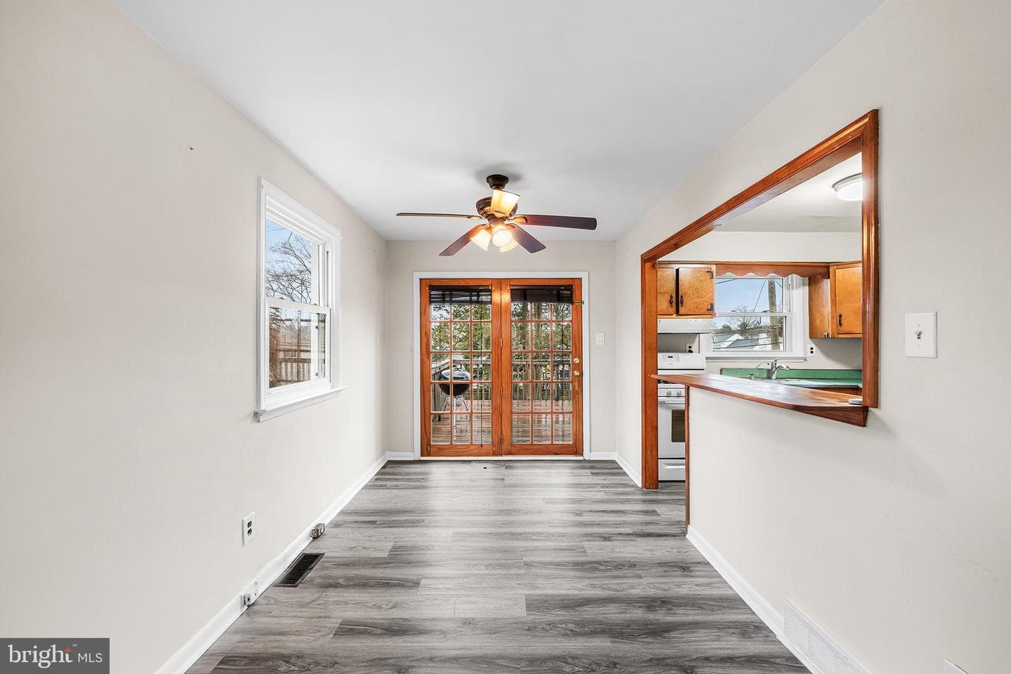 1108 Providence Road photo 8