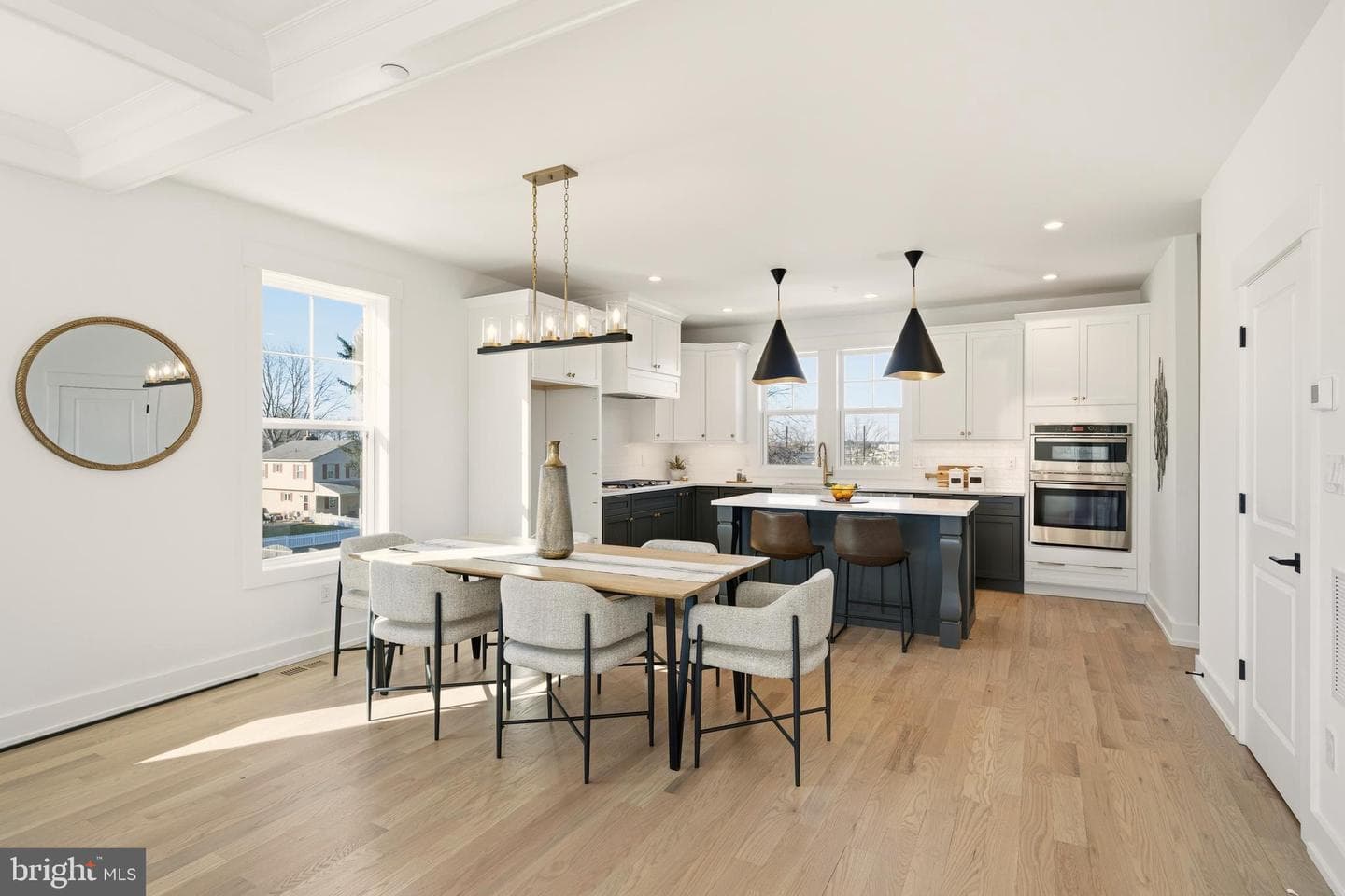 204 3rd Avenue photo 8
