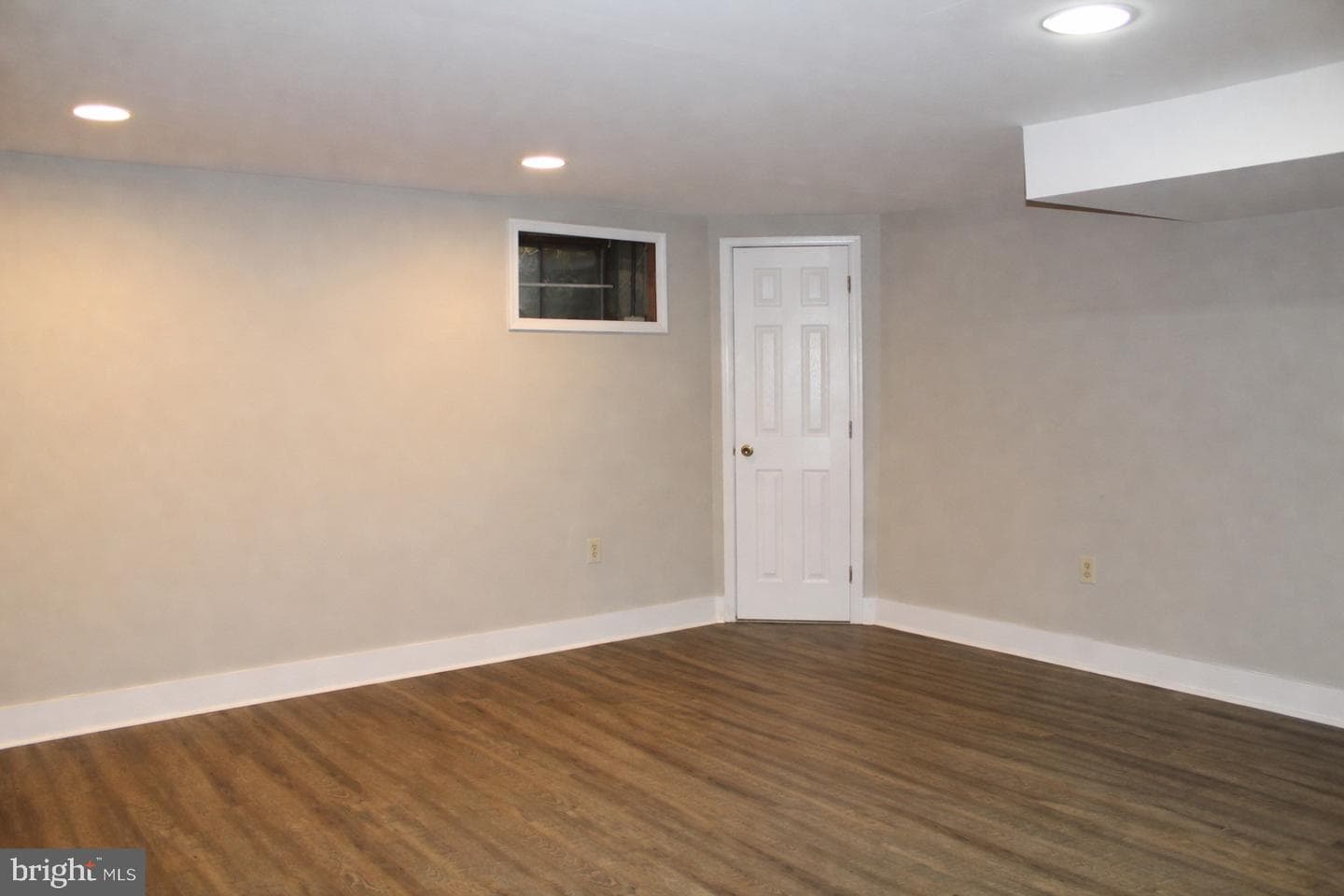 223 Sulky Way photo 10