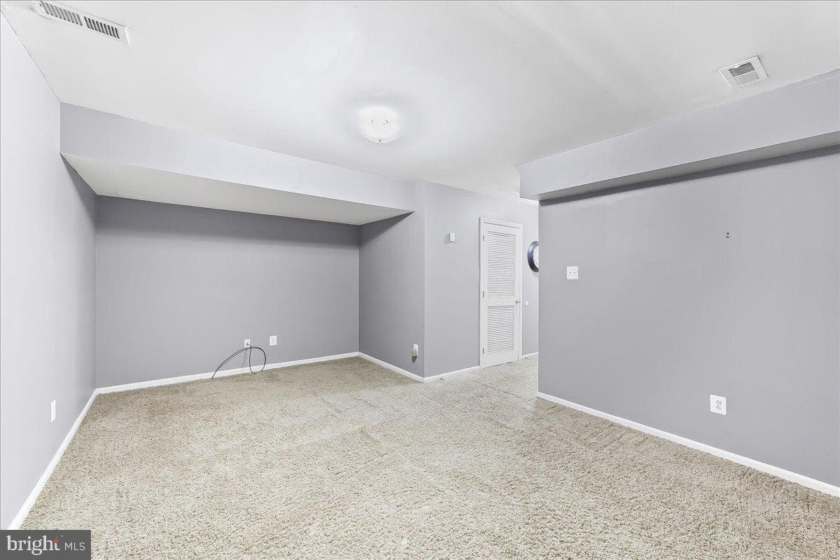 3 Whalens Court photo 28