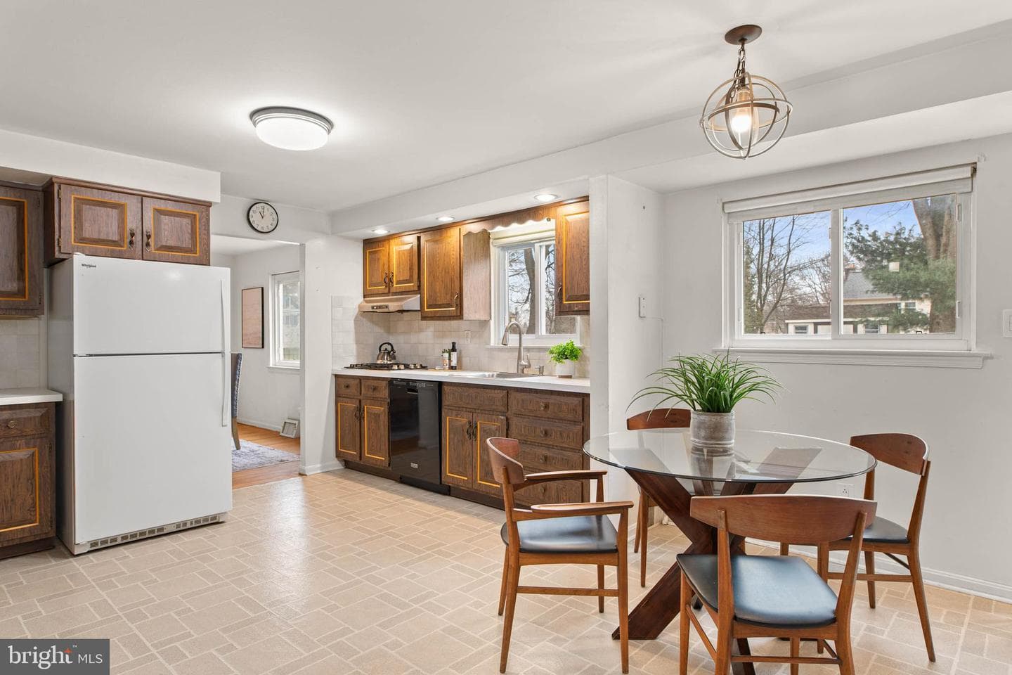 509 Beatty Road photo 9