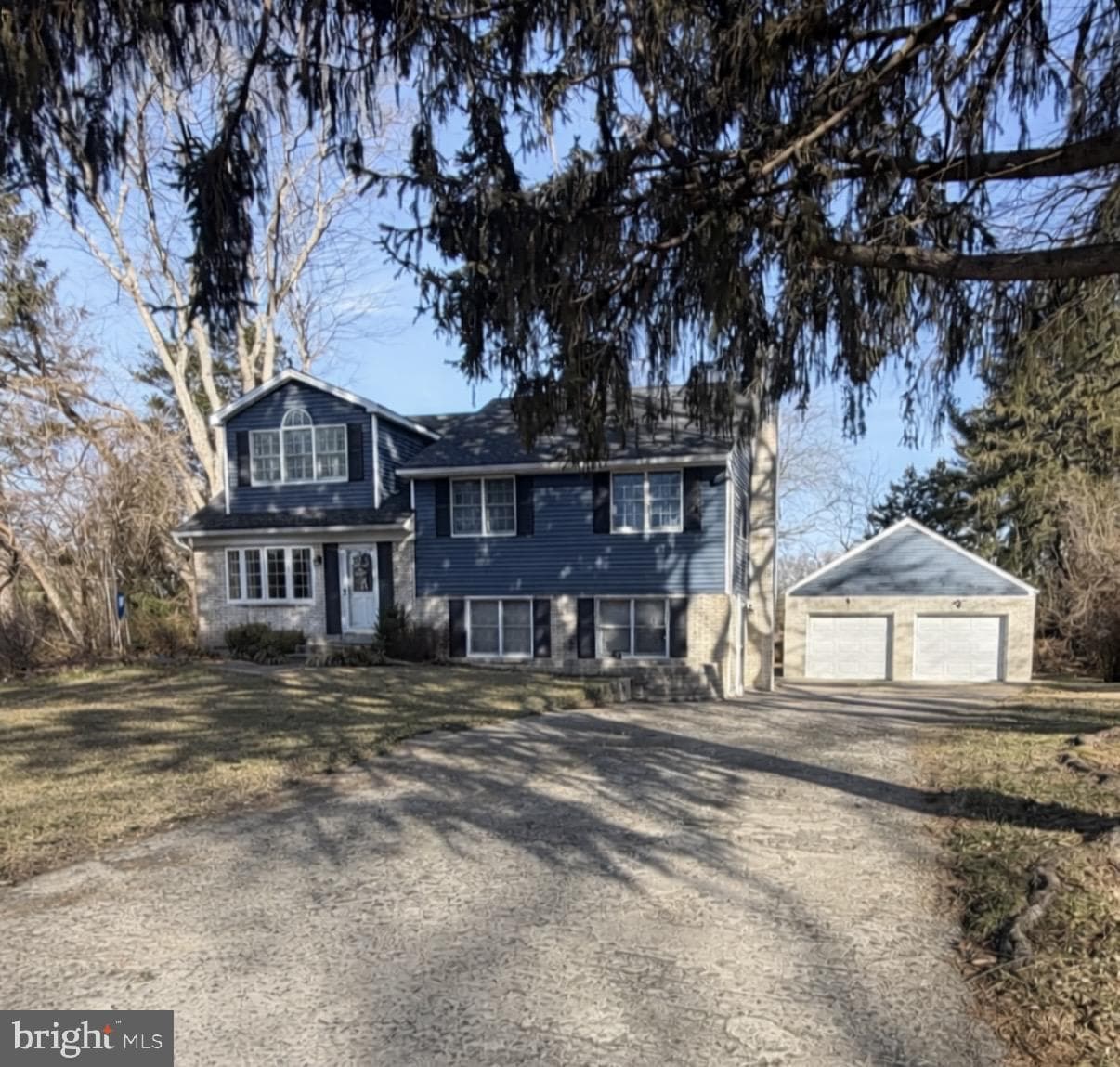 306 Bickmore Drive photo 1