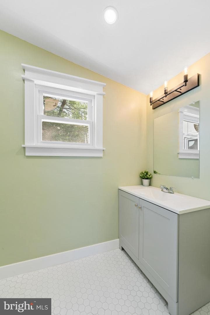 11 Helluva Hill Lane photo 15